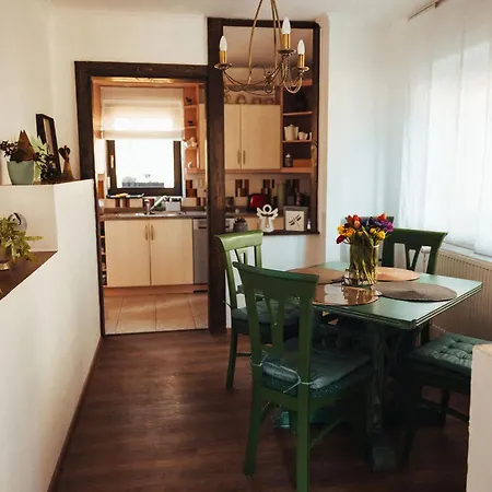 Vila Nirvana *